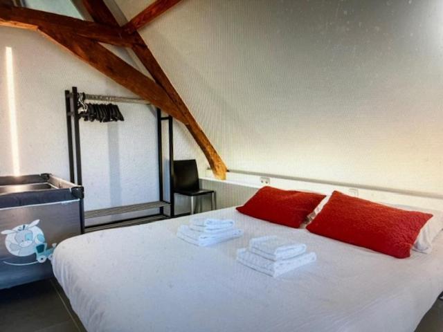 Schravenhoek Met Indoorzwembad En Sauna Veurne Esterno foto