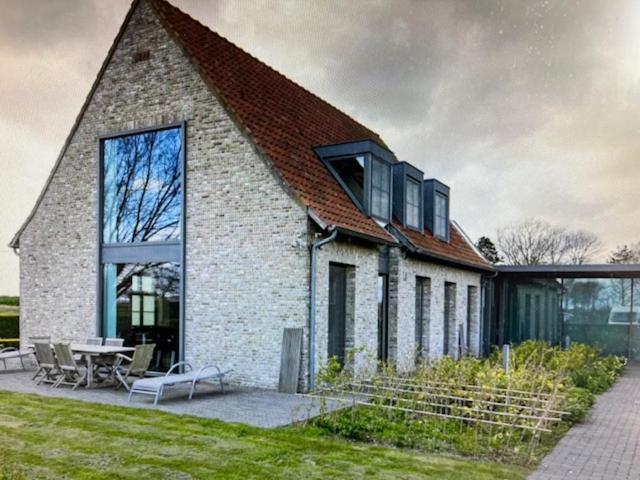 Schravenhoek Met Indoorzwembad En Sauna Veurne Esterno foto