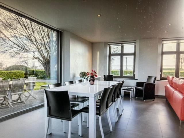 Schravenhoek Met Indoorzwembad En Sauna Veurne Esterno foto