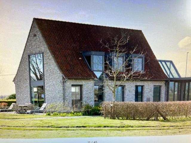 Schravenhoek Met Indoorzwembad En Sauna Veurne Esterno foto