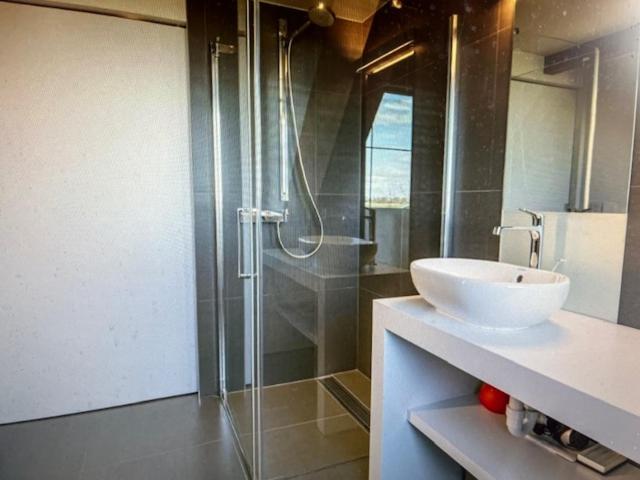 Schravenhoek Met Indoorzwembad En Sauna Veurne Esterno foto